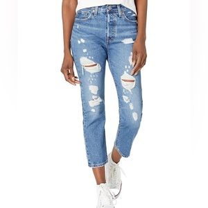 Levi Strauss 501 Distressed Cropped Women’s Jeans Levi’s